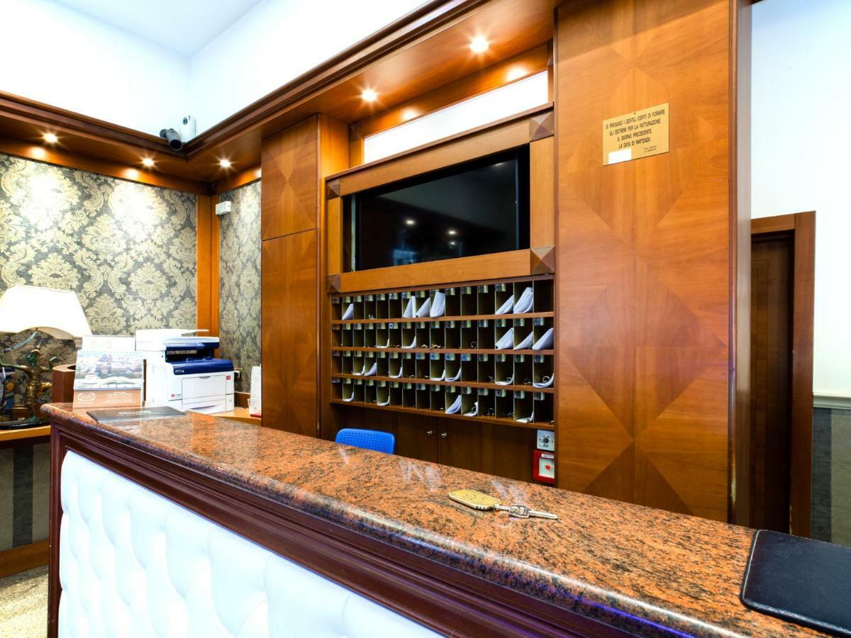 Astoria Deluxe Rooms Bologna Kültér fotó